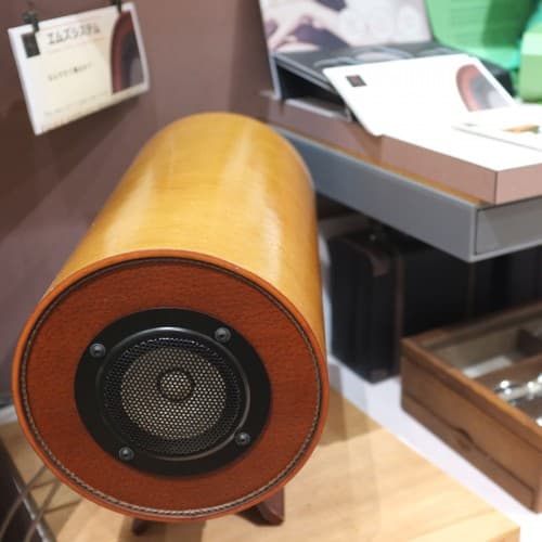 販売店様ご紹介 EYES 様 【聴ける・試せる・買える】 3