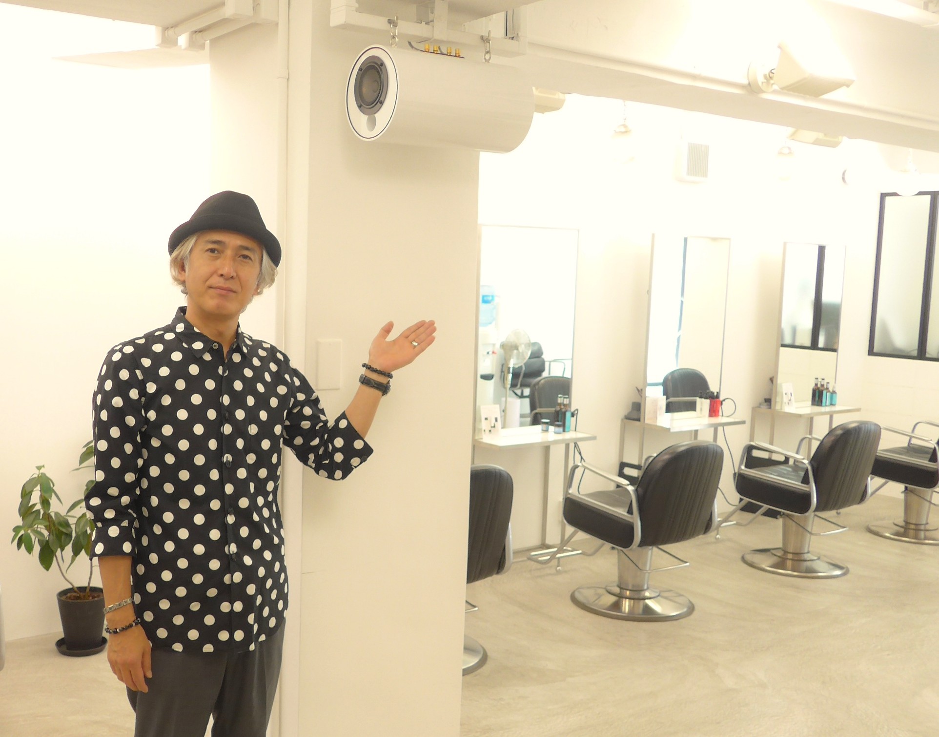 スピーカーの選び方　サロン空間に“音の質”を