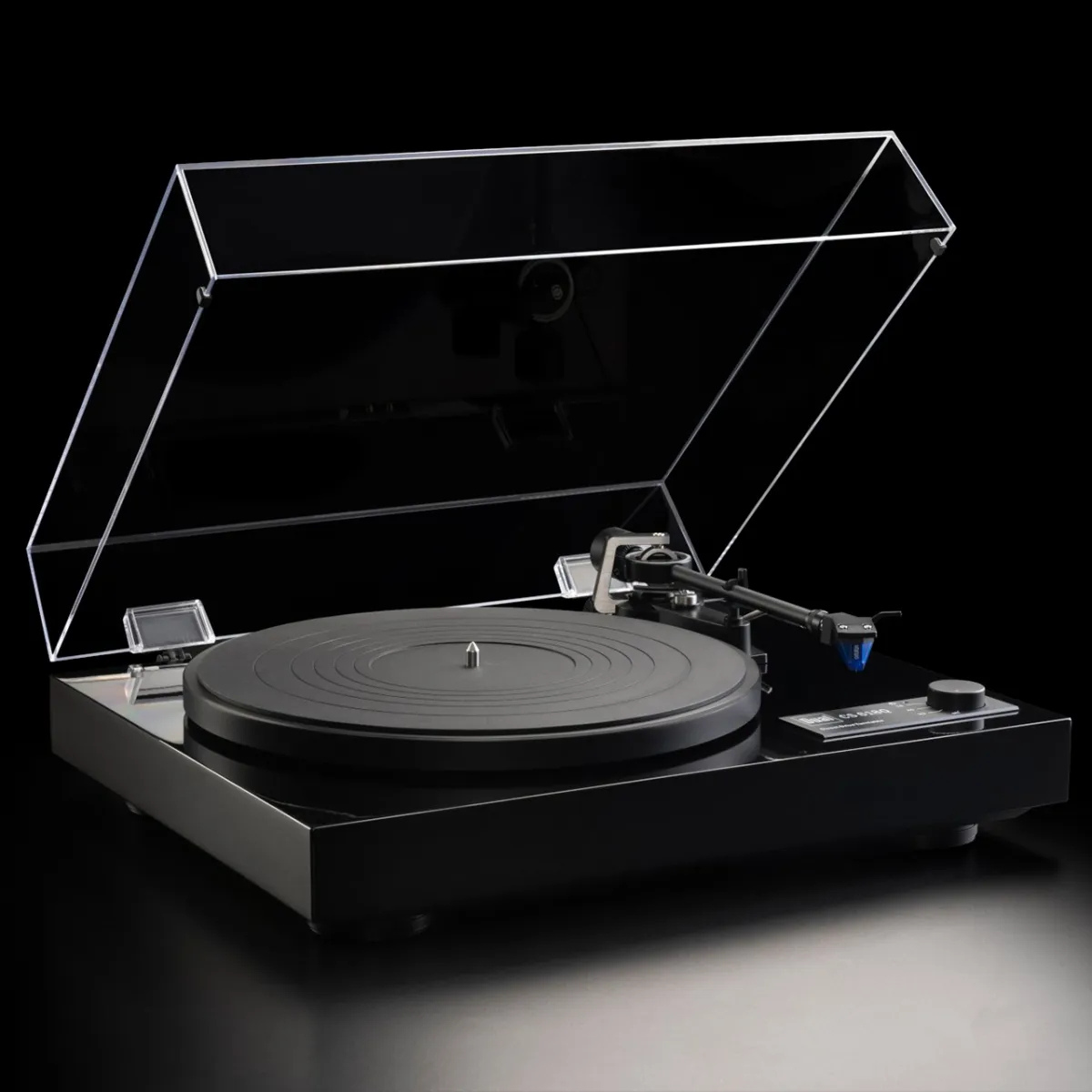 アナログレコードの豊かな音色に包まれる